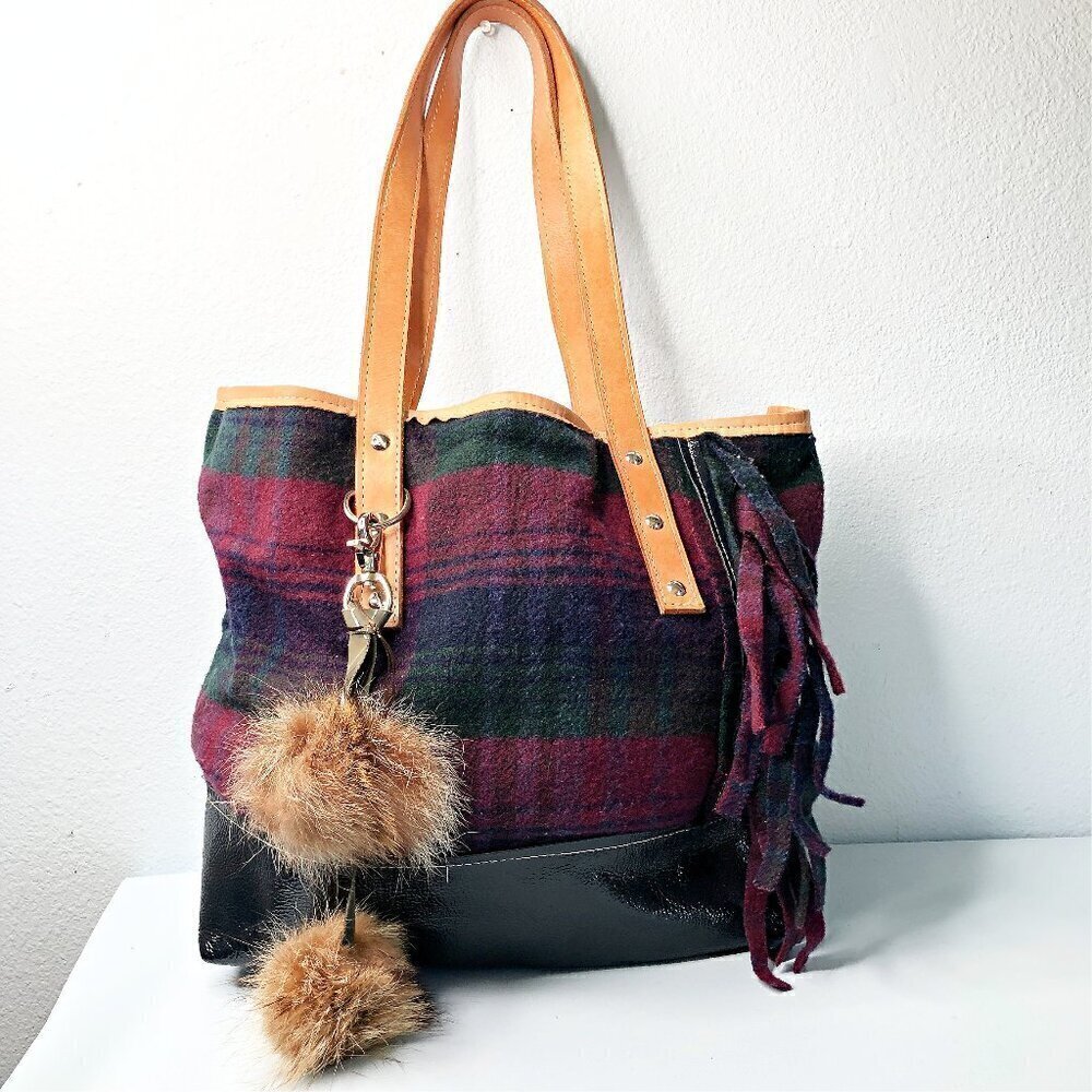Belle Vache Wool Patent Leather Tote Bag Plaid Fur Keychain Shoulder Purse